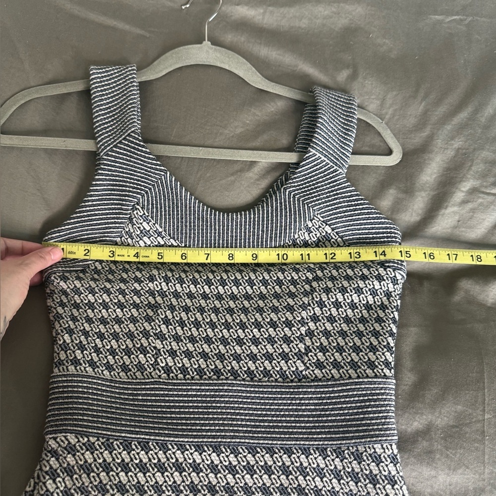 Diane Von Furstenberg Black & White Dress “Caitrin” Knit w/ Pockets Sz 2 NWOT - Picture 7 of 10